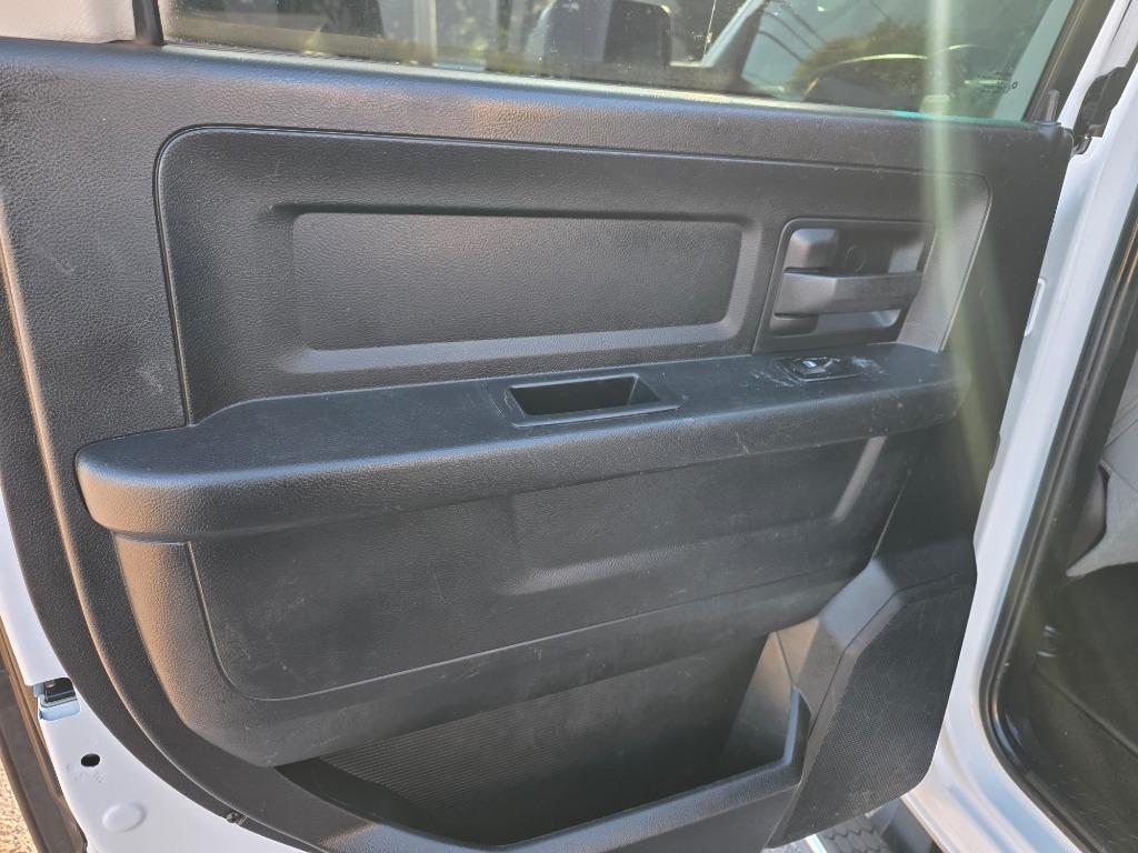 2016 Ram 2500 - $18,995