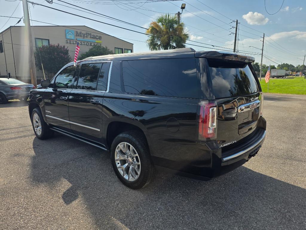 2017 GMC Yukon - $13,995