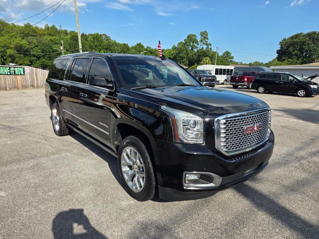 2017 GMC Yukon - $13,995