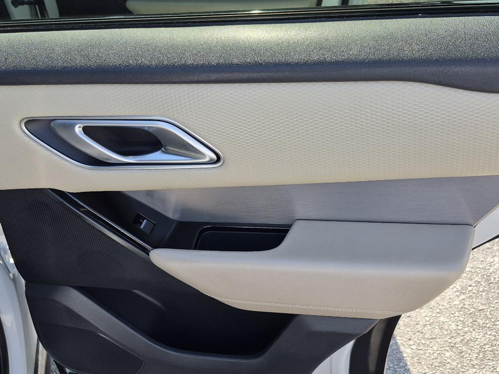 2020 Land Rover Range Rover Velar - $20,995