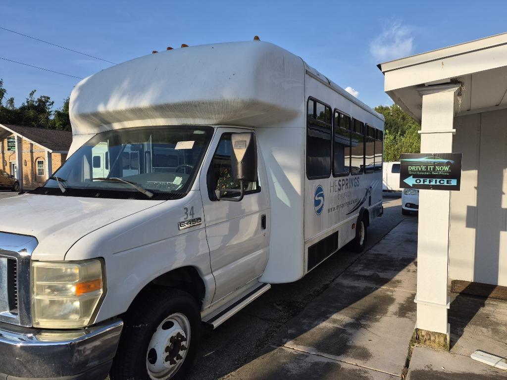 2008 Ford E-450