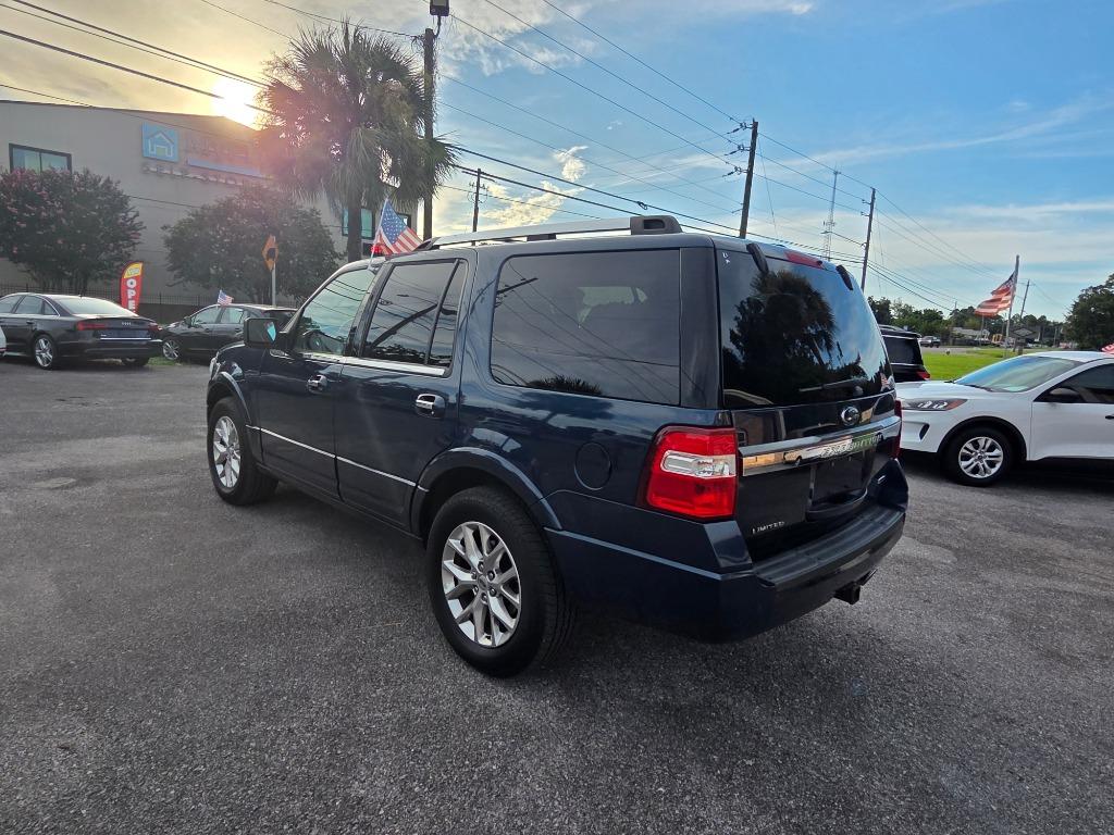 2017 Ford Expedition - $11,995