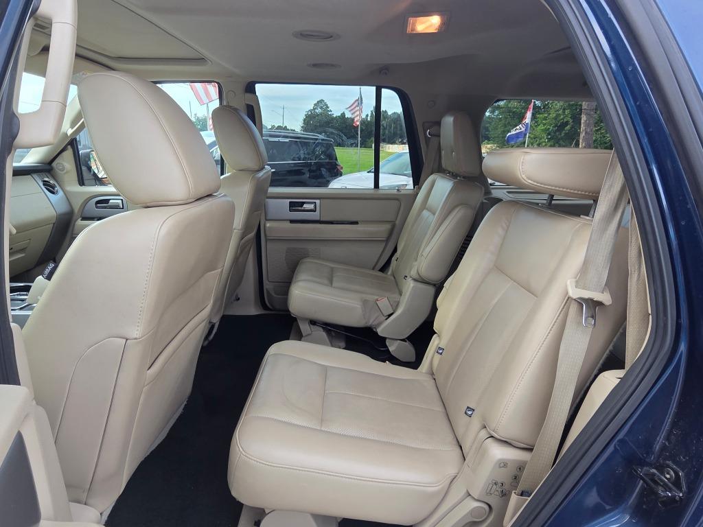 2017 Ford Expedition - $11,995