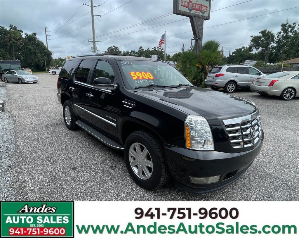 2010 Cadillac Escalade Base