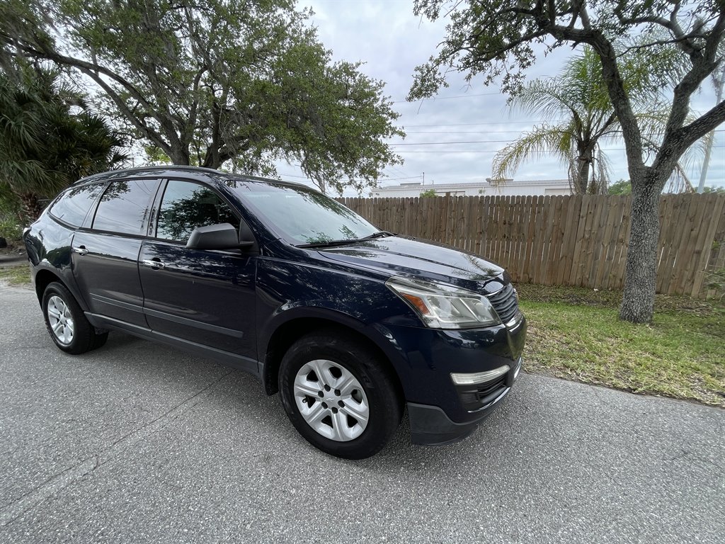 2017 Chevrolet Traverse - $5,399