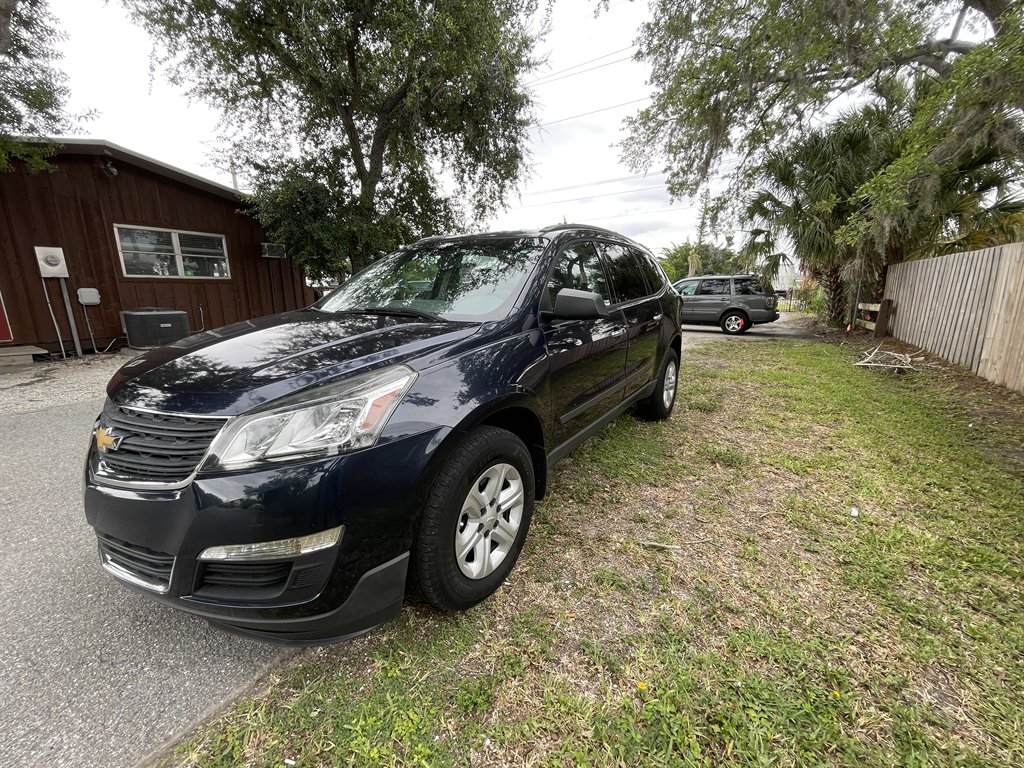 2017 Chevrolet Traverse - $5,399