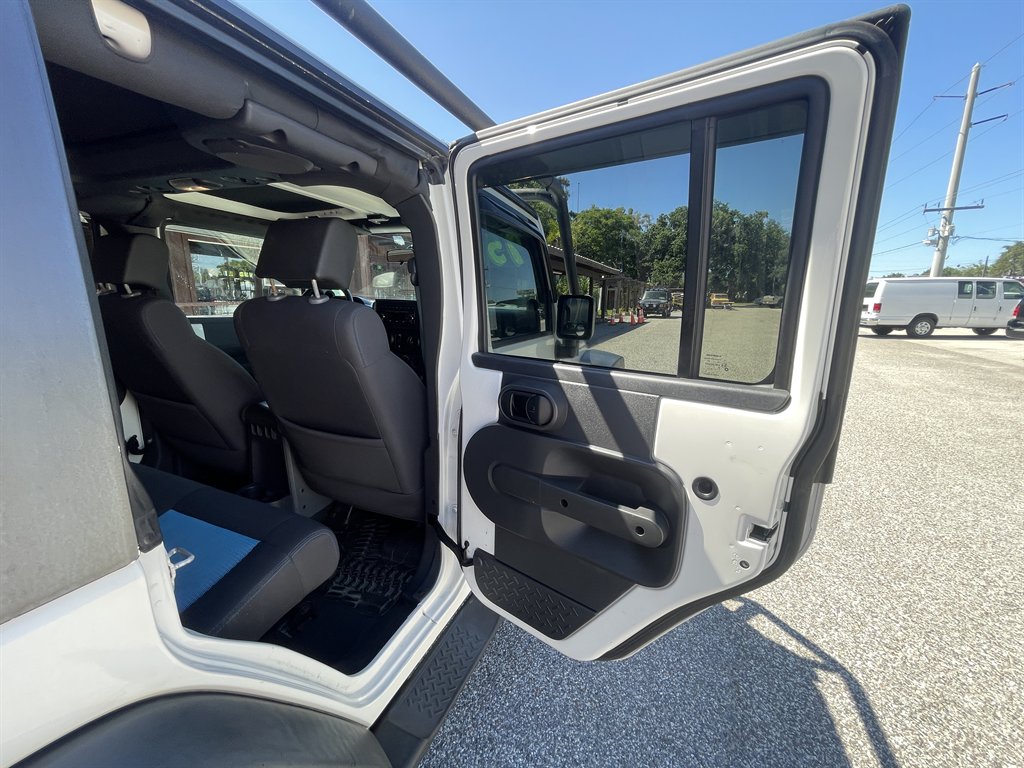 2010 Jeep Wrangler - $9,500