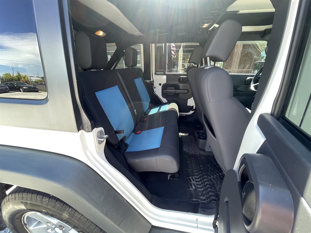 2010 Jeep Wrangler - $9,500