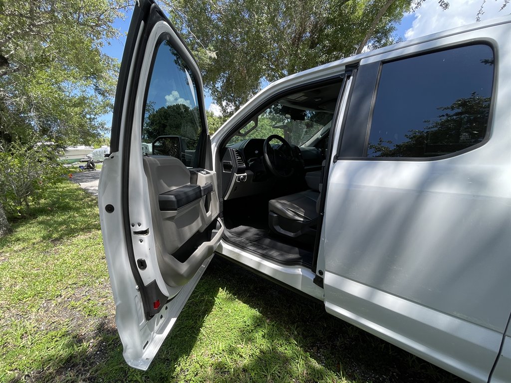 2017 Ford F-150 - $8,995