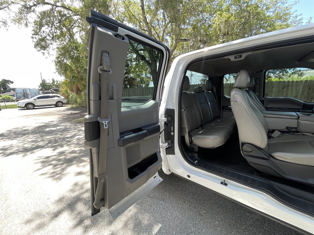2017 Ford F-150 - $8,995