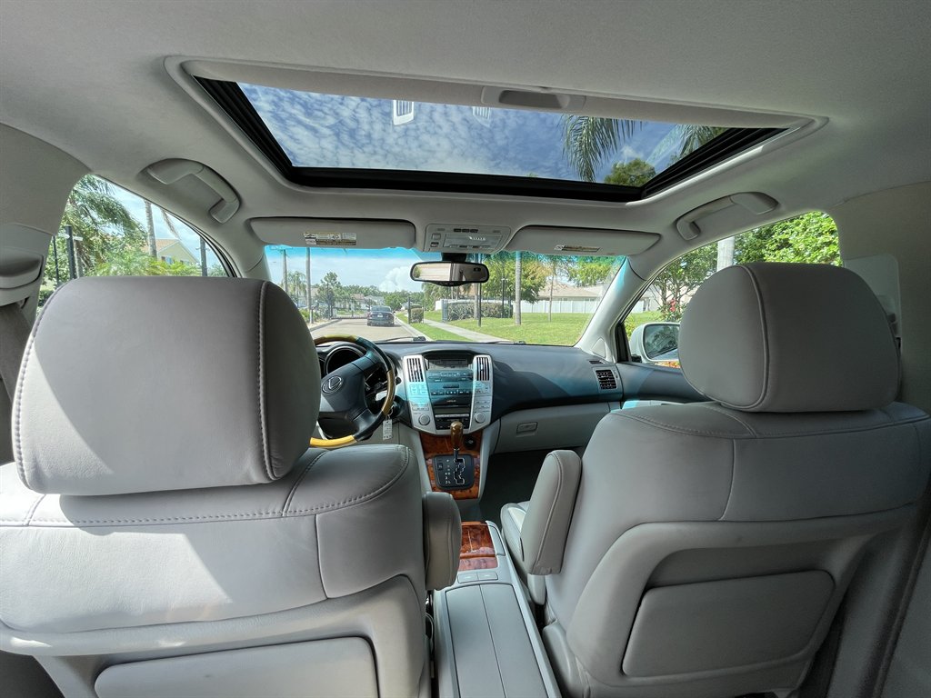 2005 Lexus RX - $5,850