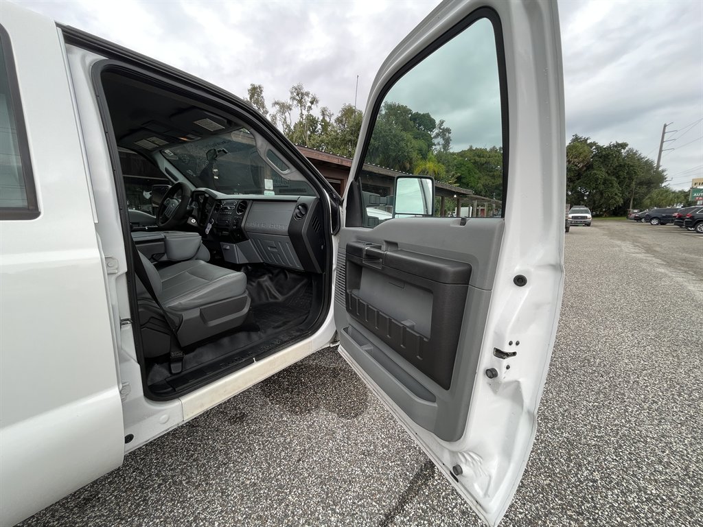2015 Ford F-350 - $14,800
