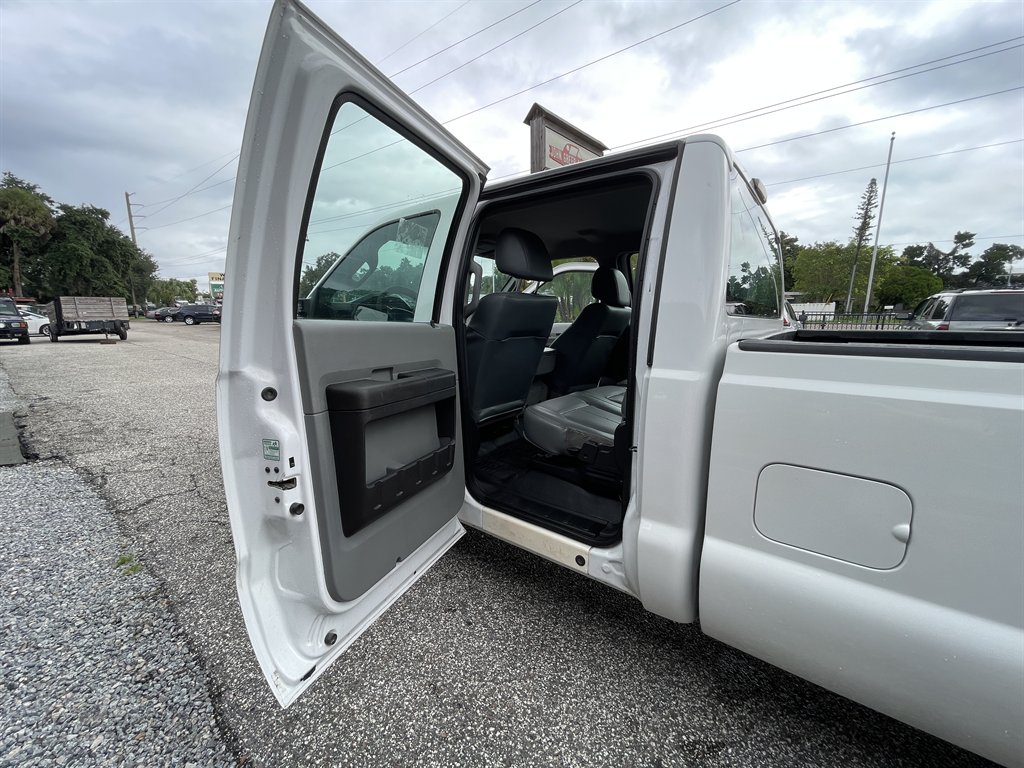 2015 Ford F-350 - $14,800