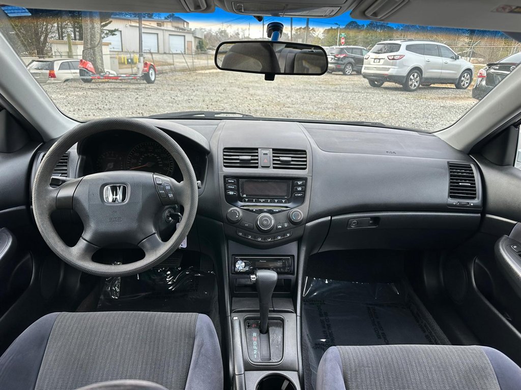 2004 Honda Accord LX photo