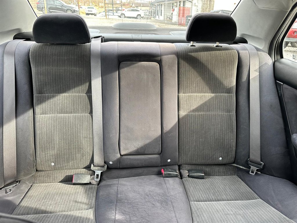 2004 Honda Accord LX photo