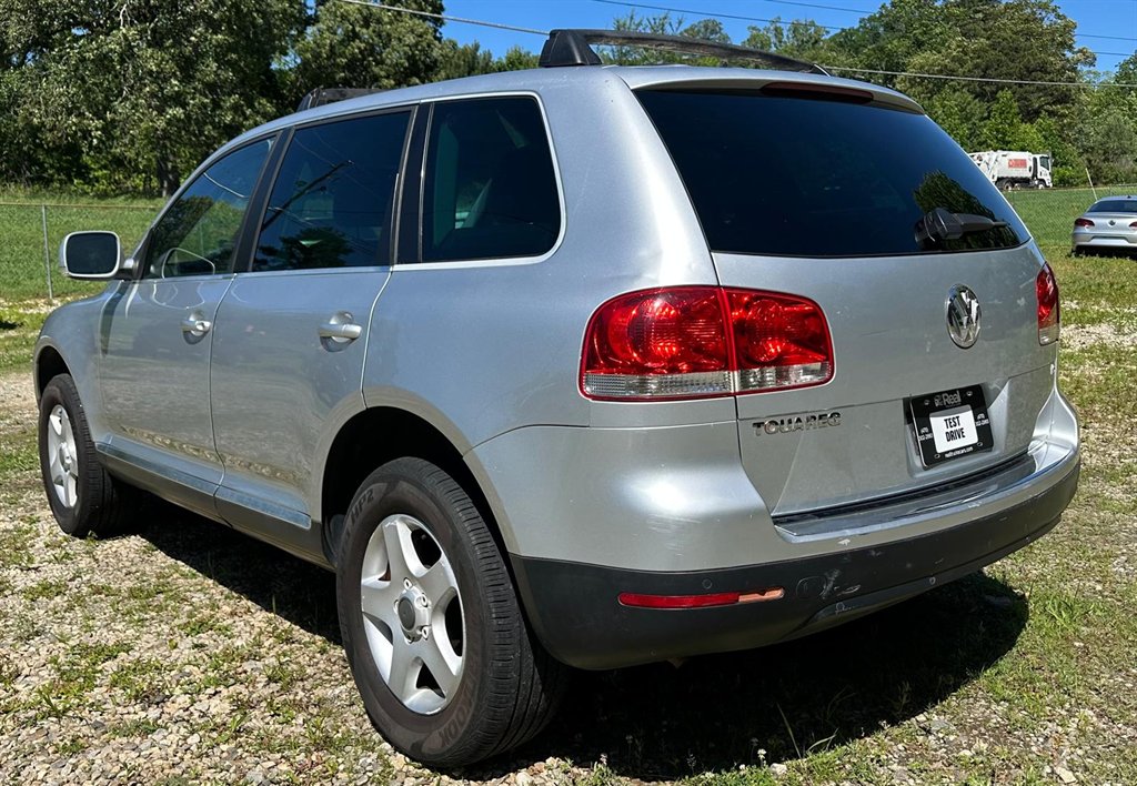 2006 Volkswagen Touareg V6 photo