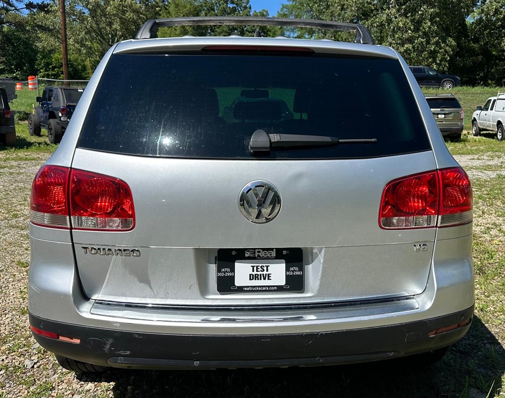 2006 Volkswagen Touareg V6 photo