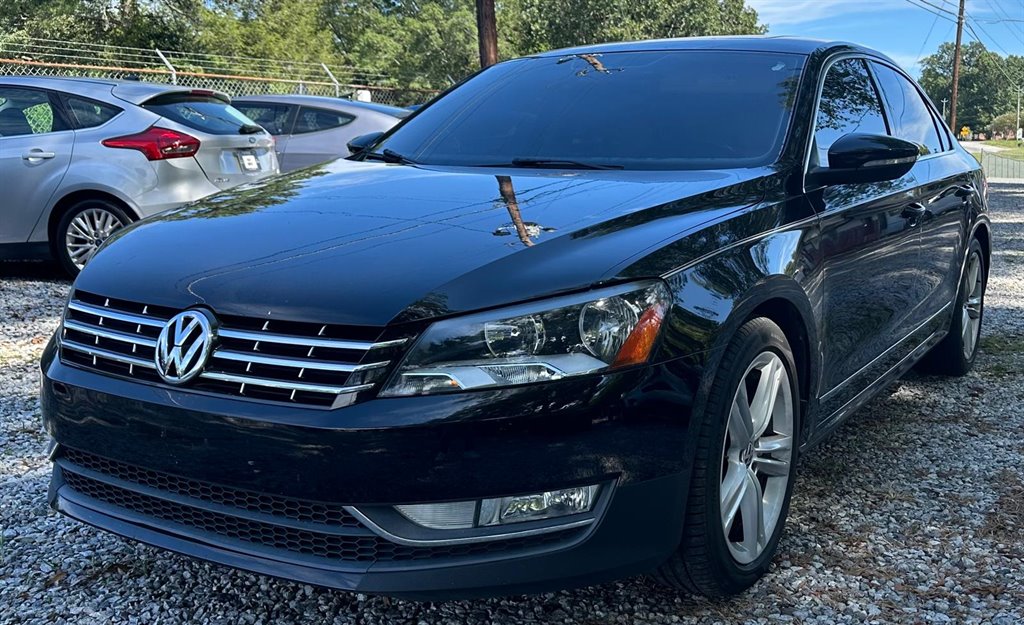 2012 Volkswagen Passat V6 SEL Premium photo