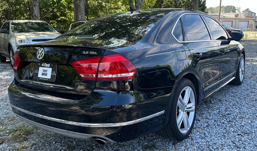 2012 Volkswagen Passat V6 SEL Premium photo