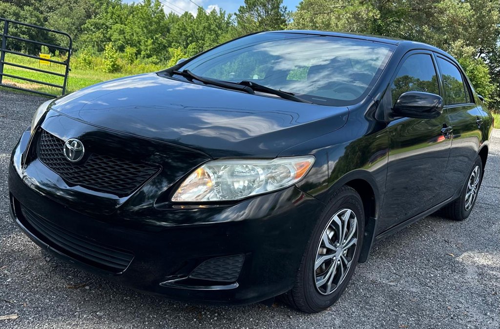 2009 Toyota Corolla LE photo