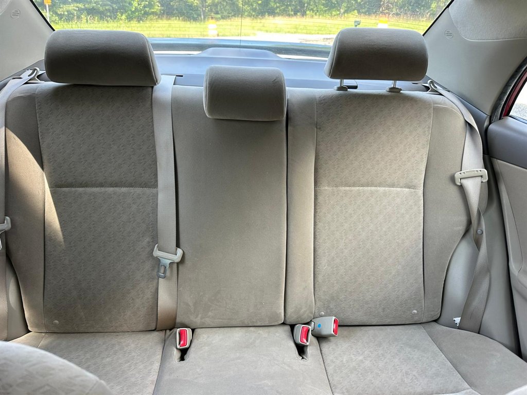 2009 Toyota Corolla LE photo