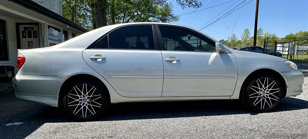2005 Toyota Camry Standard photo