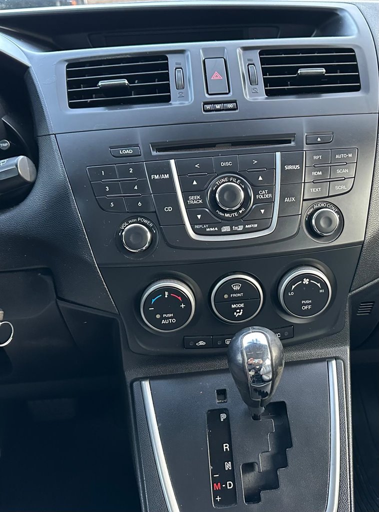 2012 Mazda Mazda5 Grand Touring photo