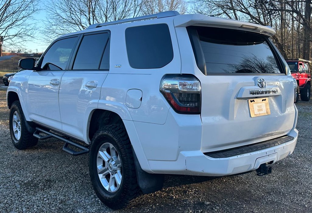 2016 Toyota 4Runner SR5 Premium photo