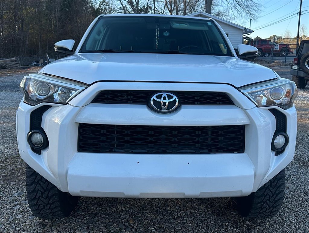 2016 Toyota 4Runner SR5 Premium photo