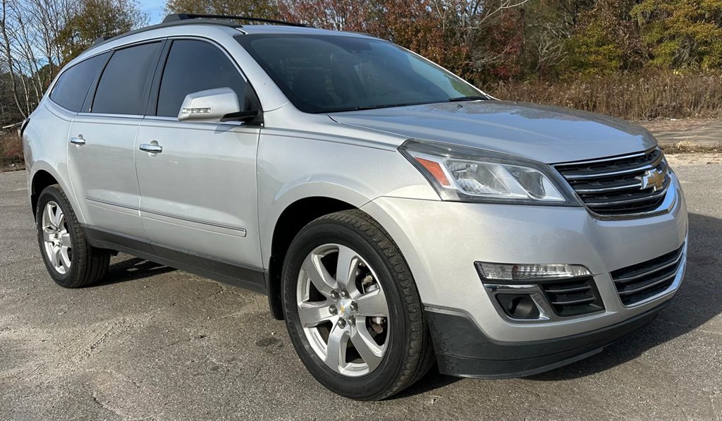 2016 Chevrolet Traverse LTZ AWD photo