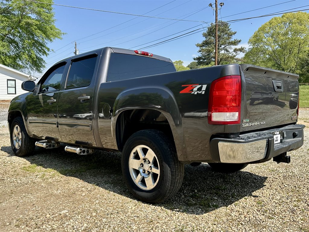 2010 GMC Sierra 1500 SLE photo