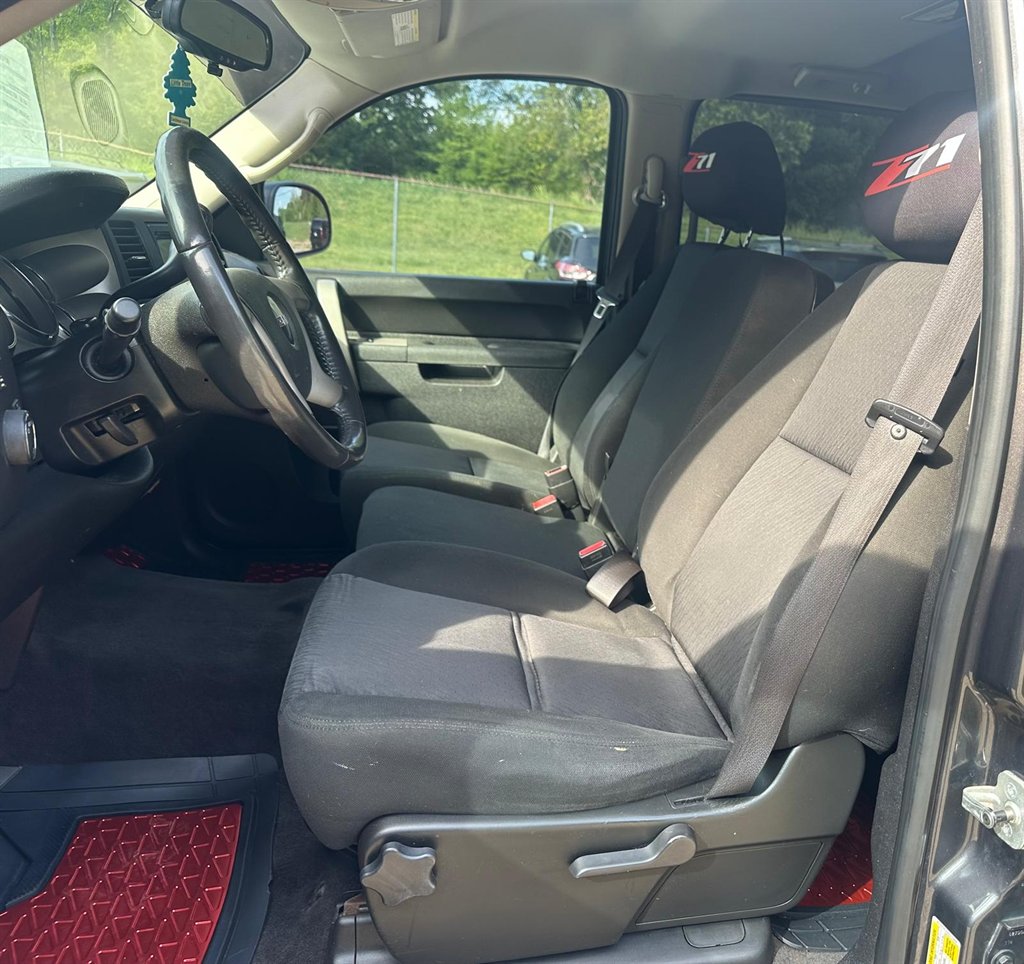 2010 GMC Sierra 1500 SLE photo