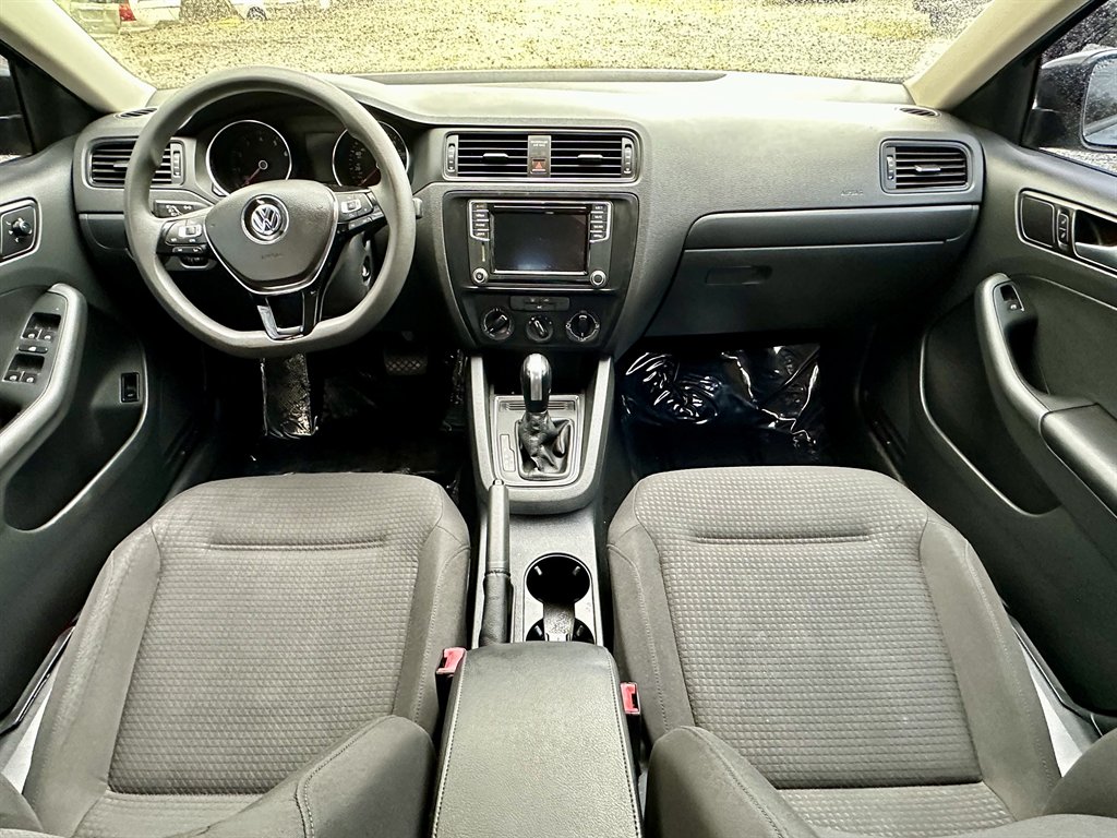 2016 Volkswagen Jetta S photo