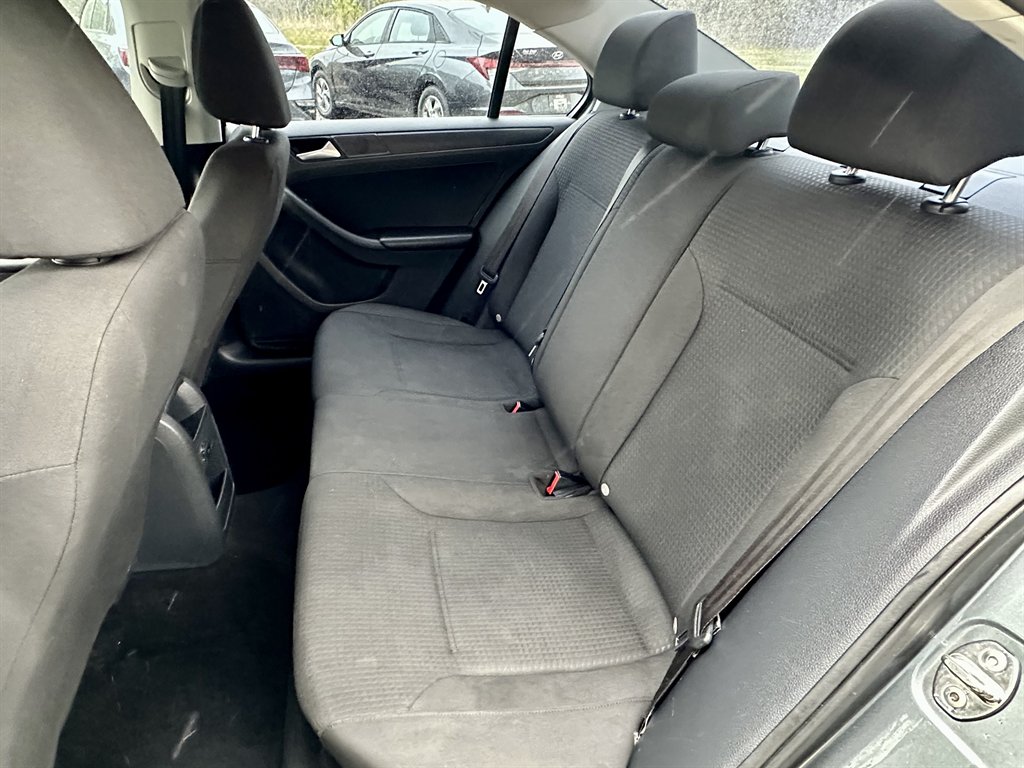 2016 Volkswagen Jetta S photo
