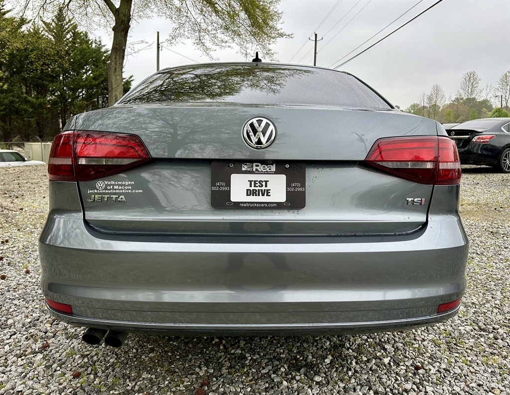 2016 Volkswagen Jetta S photo