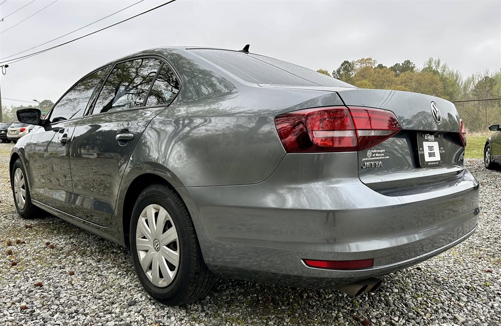2016 Volkswagen Jetta S photo