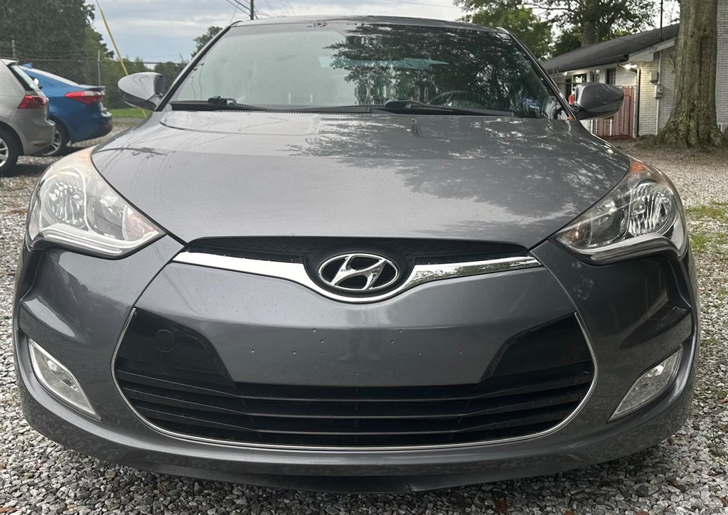 2017 Hyundai Veloster Value Edition photo