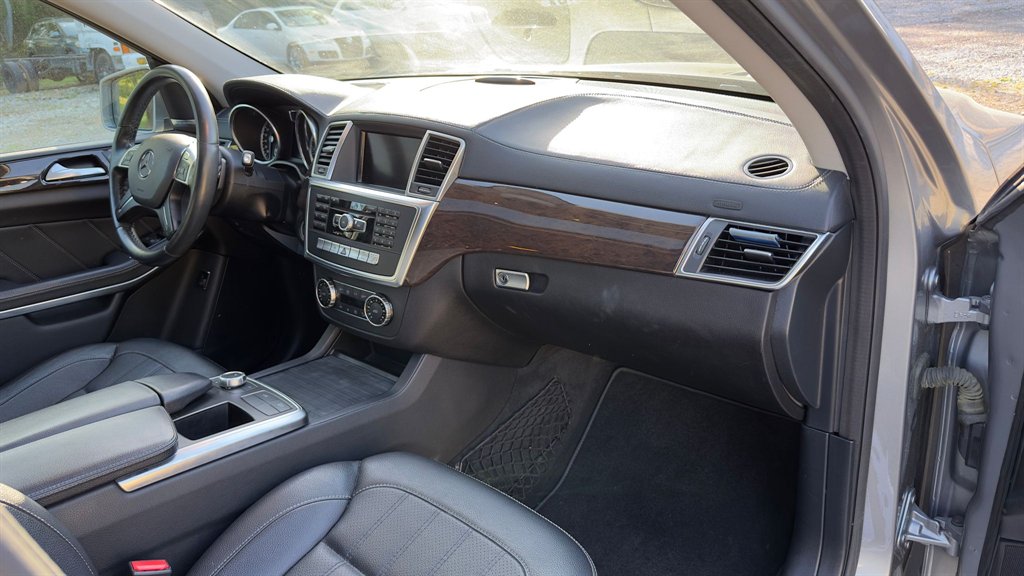 2014 Mercedes-Benz GL-Class GL450 4MATIC photo
