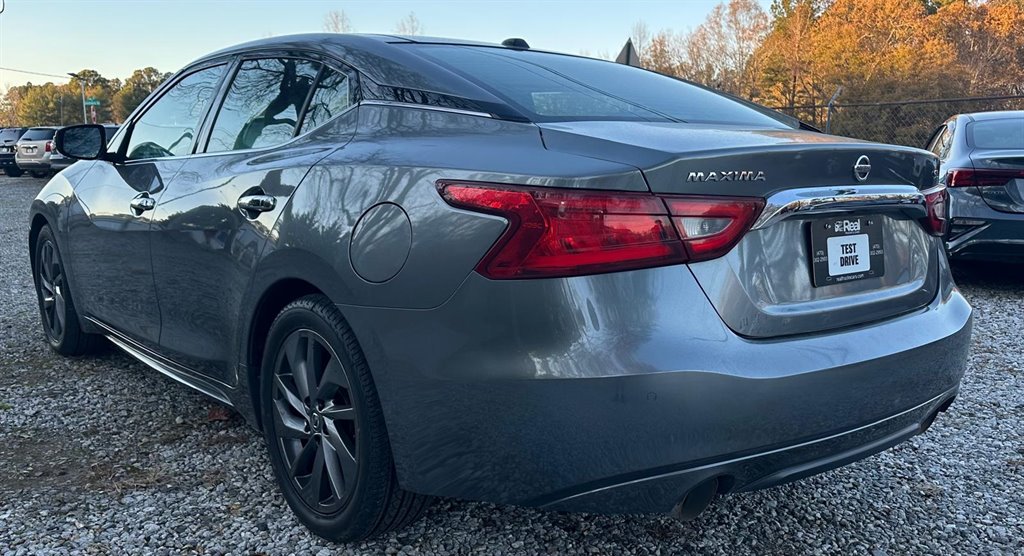 2016 Nissan Maxima SL photo
