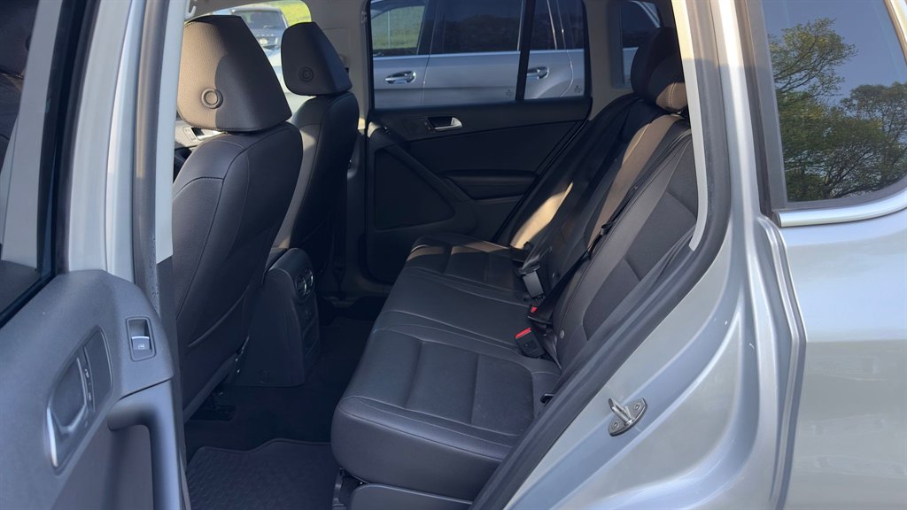 2016 Volkswagen Tiguan SE photo