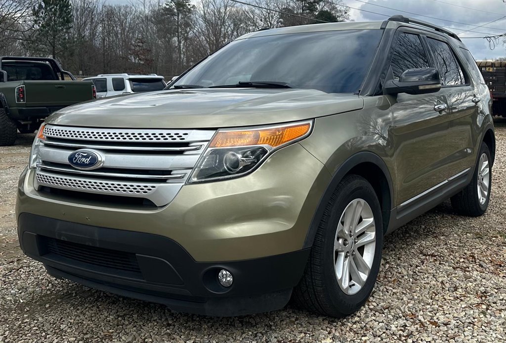 2012 Ford Explorer XLT photo