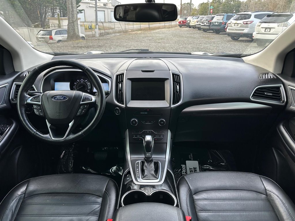 2018 Ford Edge SEL AWD photo