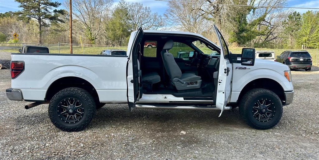 2012 Ford F-150 FX4 photo