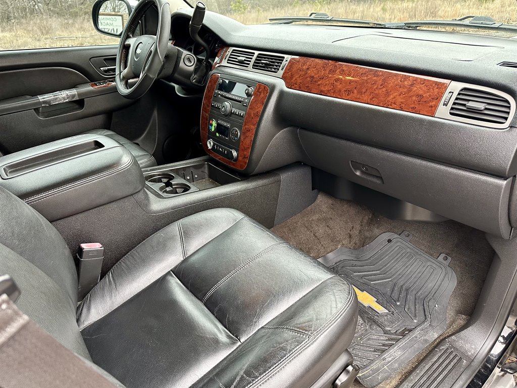 2013 Chevrolet Tahoe LT photo