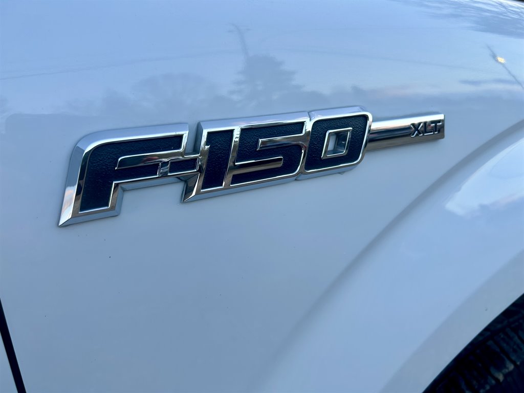 2010 Ford F-150 STX photo