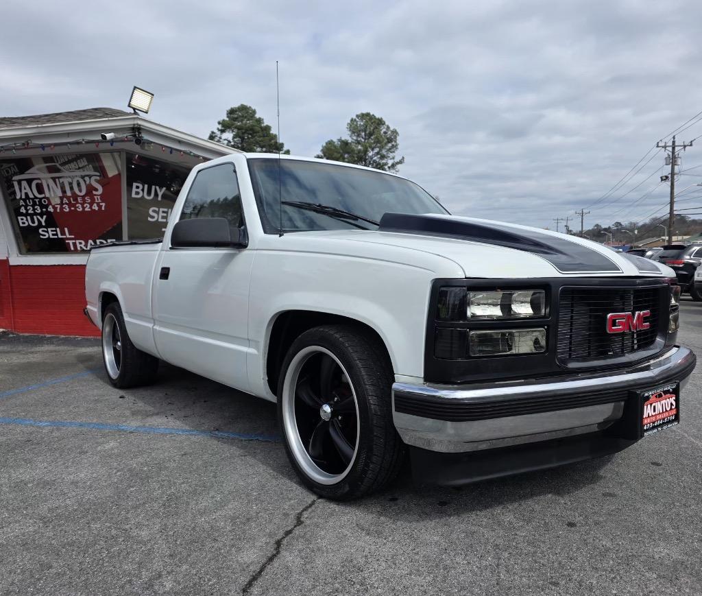 White 1988 GMC Sierra 1500 C1500 Standard Cab SB Pickup Truck Rear-Wheel Drive Automatic