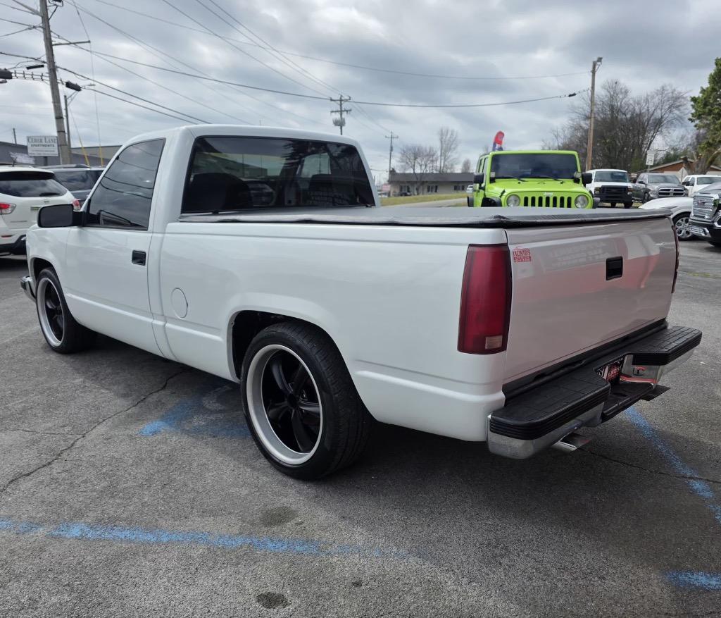 1988 GMC Gmt-400 - $13,995