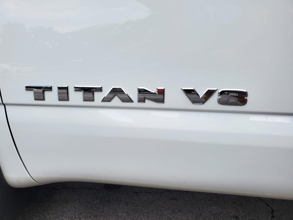 2018 Nissan Titan Platinum photo