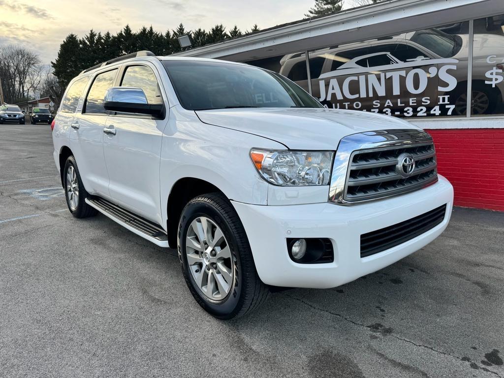 The 2014 Toyota Sequoia Limited photos