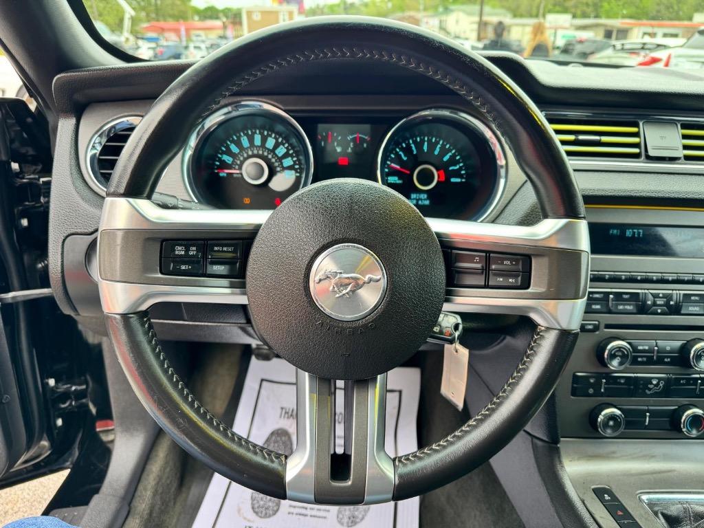 2014 Ford Mustang GT photo